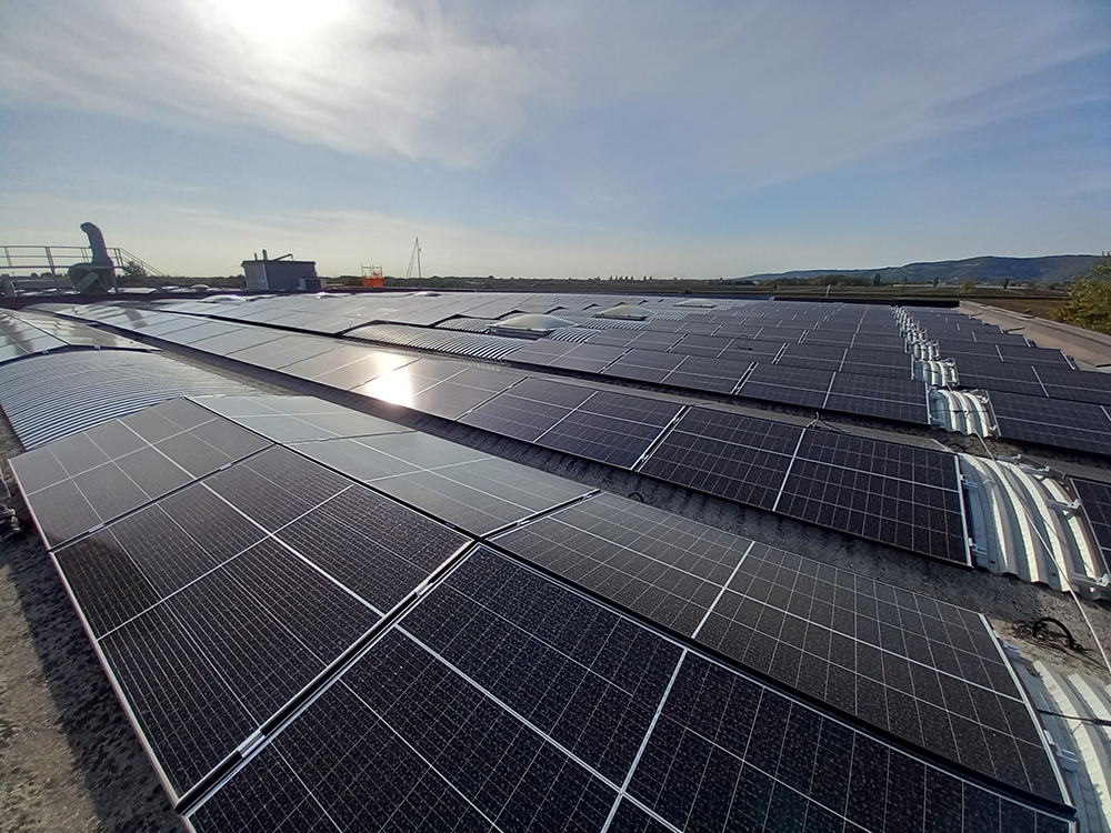 ENERGIA SOLARE DA FOTOVOLTAICO NEL SETTORE INDUSTRIALE